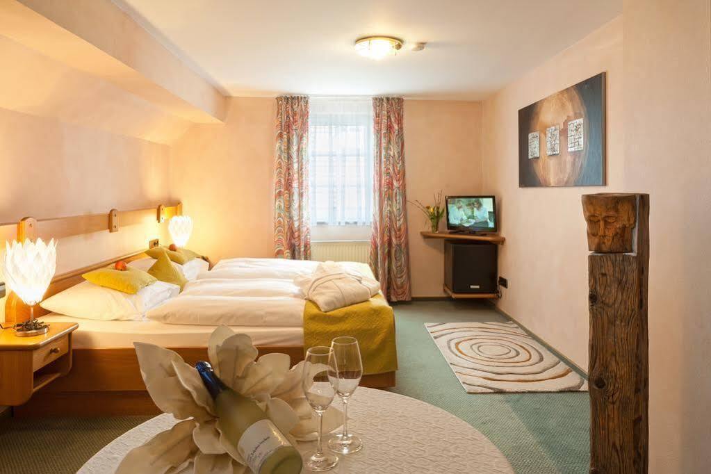 Landhotel Sonnenhof Siebeldingen Εξωτερικό φωτογραφία